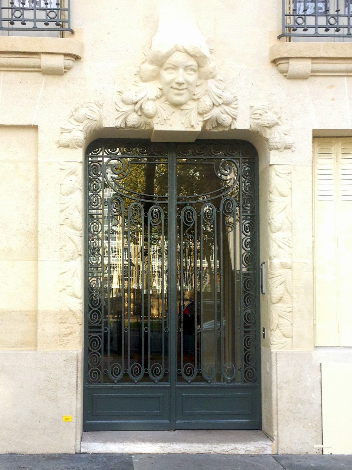 Réparation de porte cochères à Paris